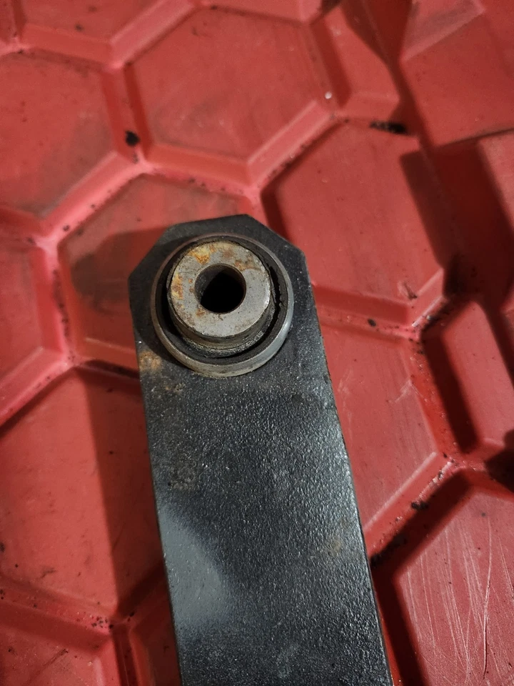 02-06 ACURA RSX - LEFT AND RIGHT REAR LOWER CONTROL ARM SET ARMS - New Bushings - Image 3 of 4