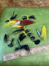 VINTAGE WISCONSIN LURES POPPERS WOOD FLIES STREAMERS NICE ASSORTMENT