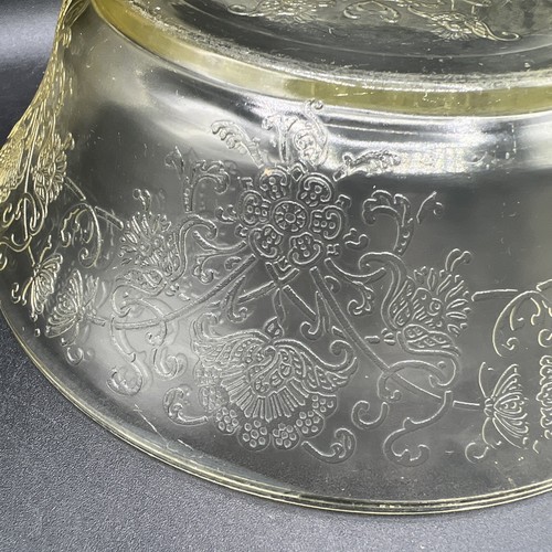 Yellow Florentine 8" Depression Glass Bowl by Hazel Atlas 1930's - Picture 4 of 6