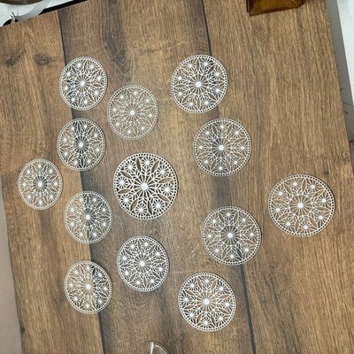 14-teilig Untersetzer Set Kunststoff Spitzen-Muster Decorative Coasters Deko