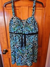 Women's Plus One-Piece Swimsuite Skirted Black Stretchable Size 24W