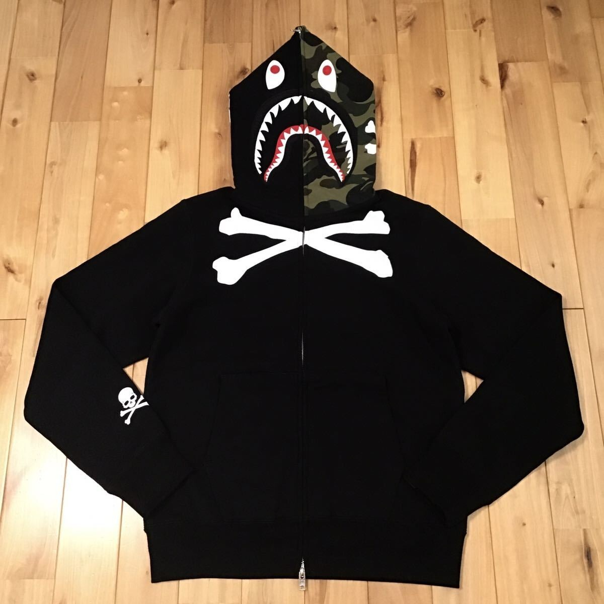 2019 mastermind × BAPE Shark full zip Hoodie hong kong A 2019 mastermind × BAPE Shark full zip Hoodie hong kong A
