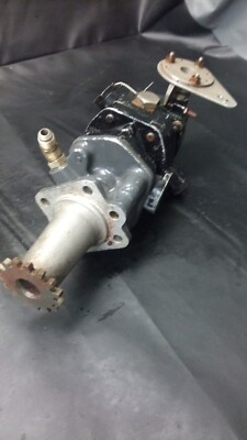 Hartzell prop governor & drive P/N F-2-7A NO DATA PLATE
