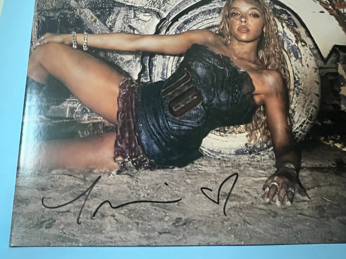 Tinashe Quantum Baby Black & Brown Colored Signed Limited