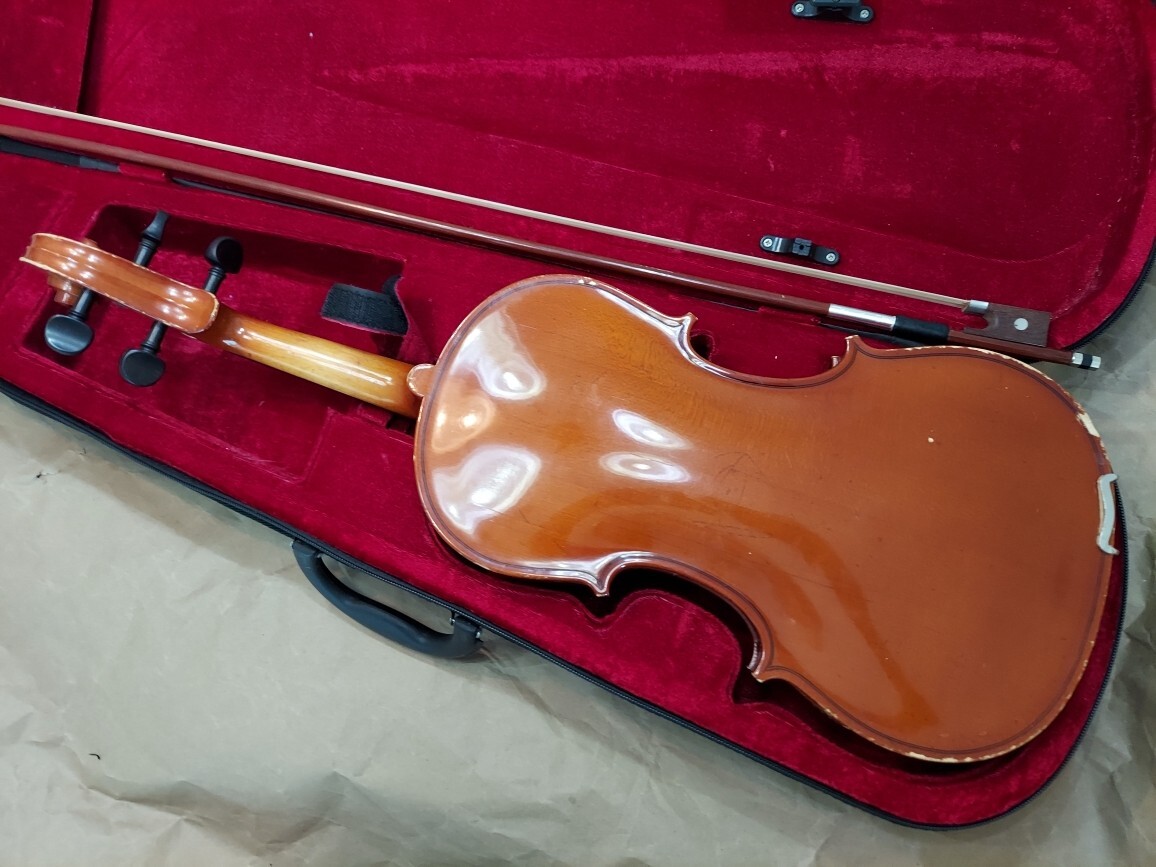 Reghin 4/4 Violin, Romania 1986 with Bow and Case | eBay Reghin 4/4 Violin, Romania 1986 with Bow and Case | eBay