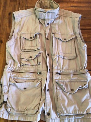 Men s Aigle Vest Field Tan Fishing Outdoor 5 Pockets Size  Medium Photographer
