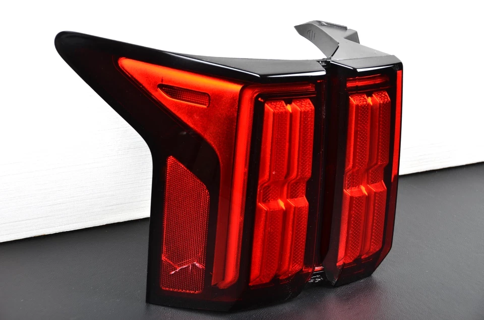 Luz trasera LED 2021-2023 Kia Sorento SX/Prestige lado izquierdo del conductor OEM Foto 4 de 4