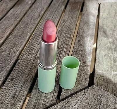 Discontinued Clinique Lipstick Dramatically Different Full Size Raspberry Glace