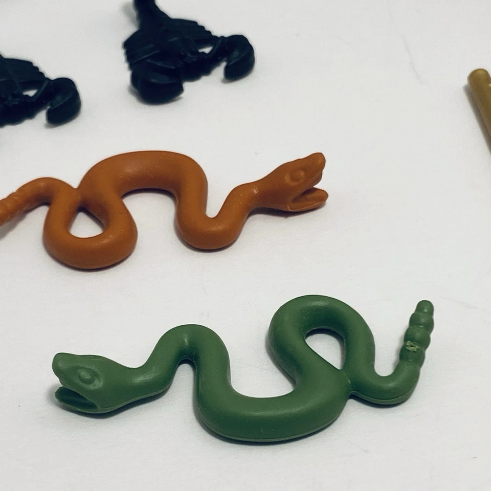 Playmobil Geobra Ancient Egyptian Gold Treasure Toy Pieces Lot Scorpions Snakes - Image 3 of 4