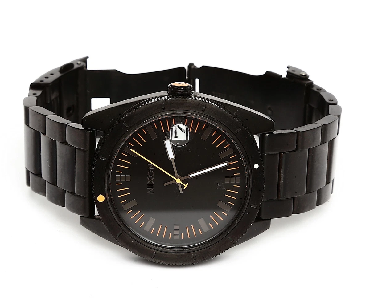 Nixon rover shop 2