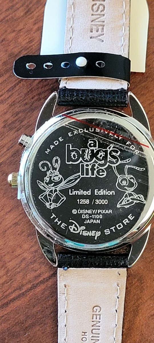FOSSIL × DISNEY PIXAR × A BUG’S LIFE WATCH – LIMITED EDITION – LEATHER STRAP ? JURASSIC PARK FOSSIL VINTAGE QUARTZ WATCH $ 179 USD  main image 3