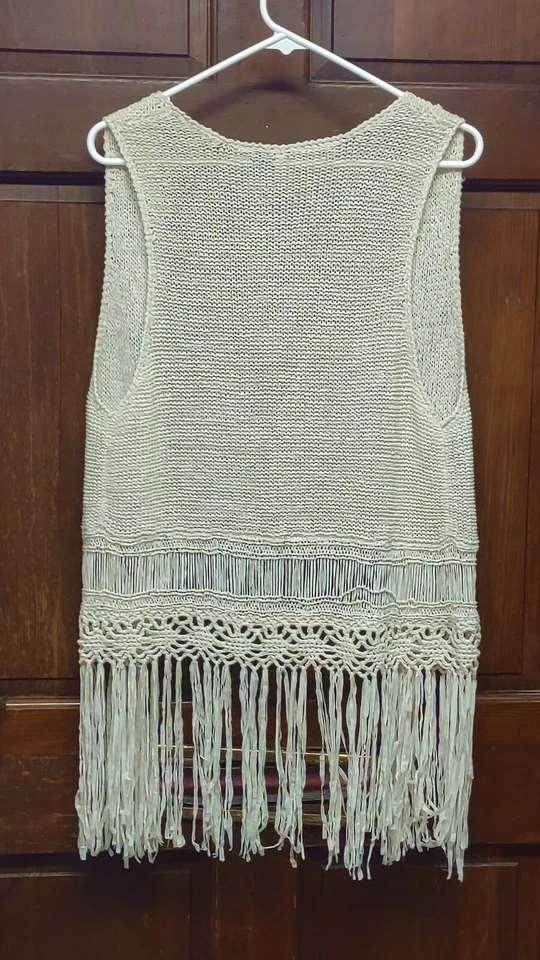 Chaleco suéter Love By Design blanco roto con flecos frente abierto para mujer XL mezcla de acrílico Foto 2 de 4