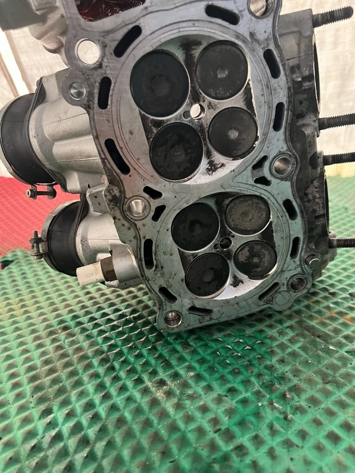 Kawasaki Ninja 650R EX650R 2007 06-08 culata Foto 2 de 4