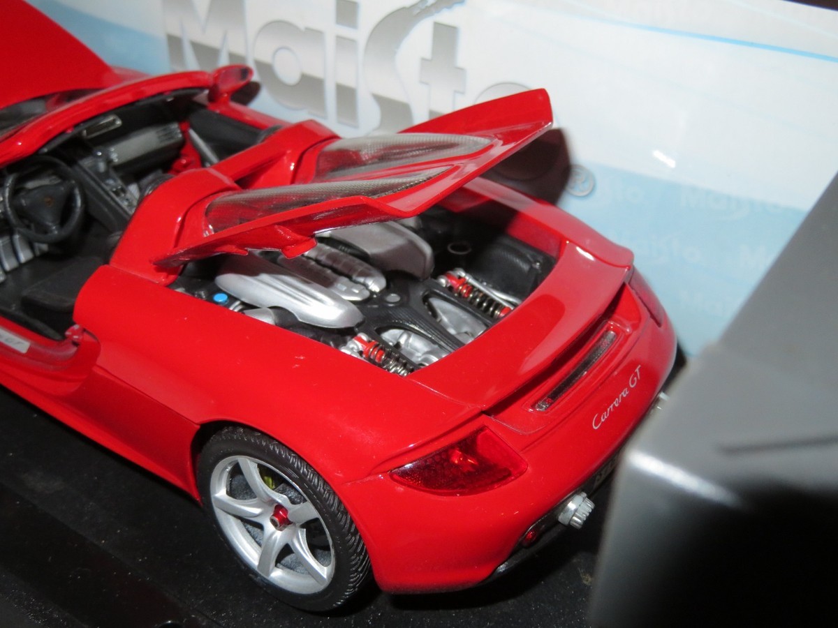 PORSCHE CARRERA GT RED 1:18 MAISTO OPENING DOORS TRUNK & HOOD | eBay