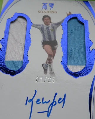Fansmall Argentina Mario Kempes on card Auto Patch /25 FC Valencia no Panini - Bild 1 von 4