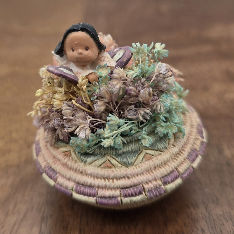 Enesco Karen Hahn Native American Girl Basket Figurine Resin Hand Painted 1997
