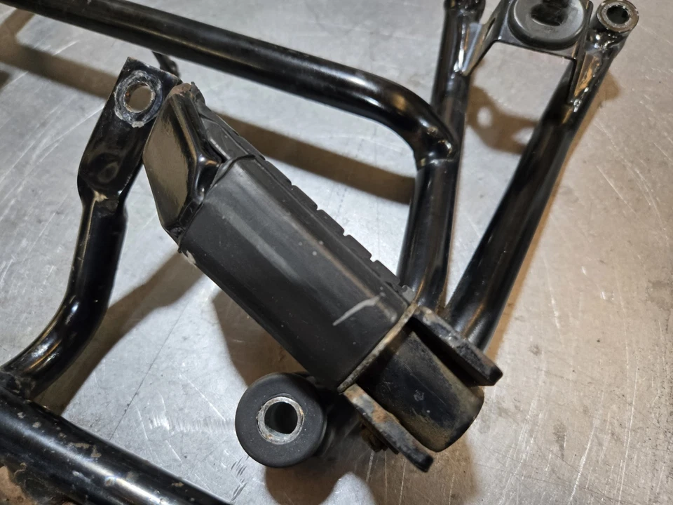 ¡¡Honda CBR600F1 1987 1988 1989 Hurricane estriba trasera y soportes!!! Foto 3 de 4