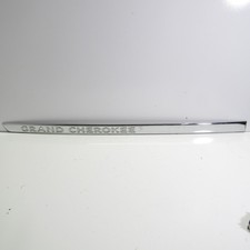 2011-2014 Jeep Grand Cherokee Door Chrome Molding Trim Driver Side Front 2011-2014 Jeep Grand Cherokee Door Chrome Molding Trim Driver Side Front