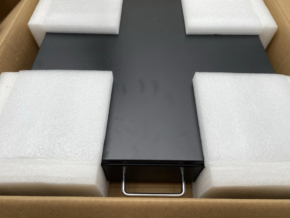 Tripp Lite SRDRAWER2U Locking Rackmount Storage Drawer, Black - Image 2 of 4