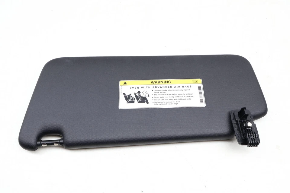 Mercedes-Benz C63 AMG S 2018-2021 - Parasol derecho / Espejo 2058107604 Foto 3 de 4