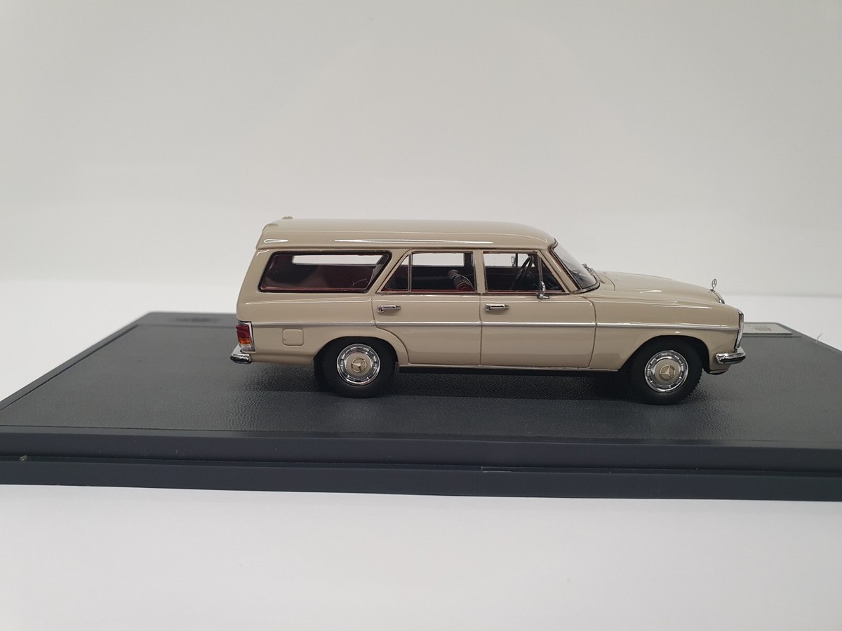 1/43 VERY RARE MERCEDES-BENZ BINZ W155 UNIVERSAL KOMBI 1974 MATRIX