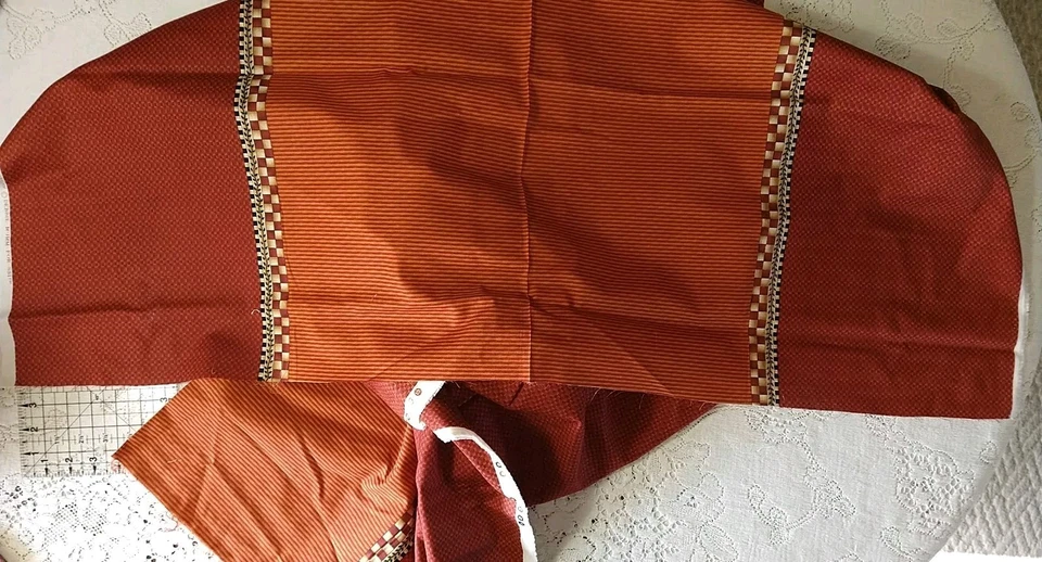 Debbie Mumm For SSI 12x44 Stripes & Geo Checks Rust Black Tan Border Print - Image 3 of 4