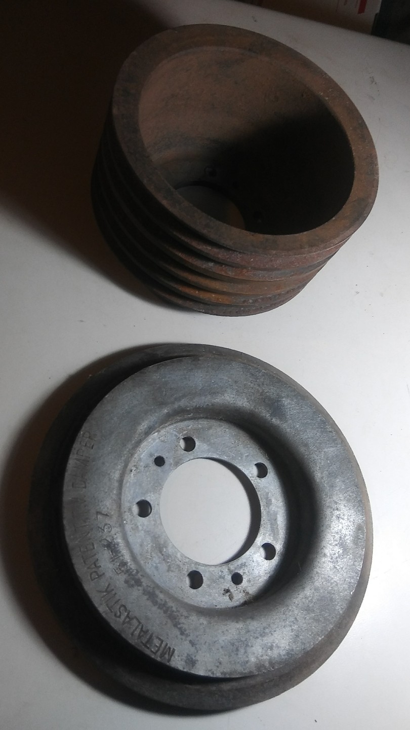 #204......65 ROLLS ROYCE SILVER SHADOW DUMPER harmonic balancer & belt pully