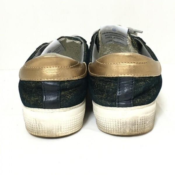 Foto 13 di 20
