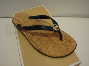 michael kors jet set jelly flip flops black