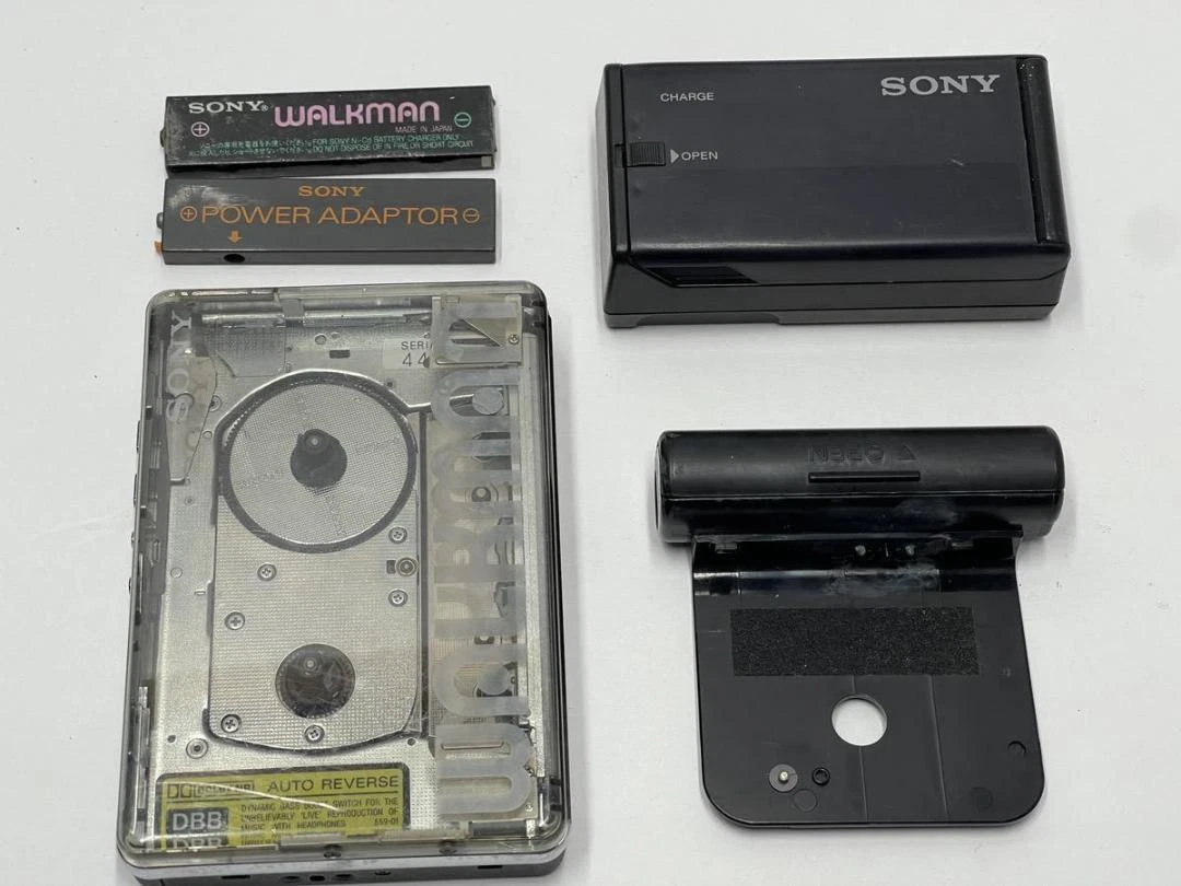 SONY WM-504 Walkman ポータブルカセットプレーヤー-