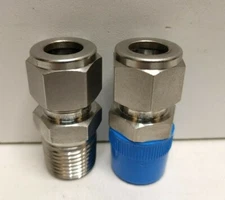 LOT OF 2 NEW OLD STOCK! PARKER 1/2" TUBE X 1/2" MNPT CONNECTORS 8-8-FBZ