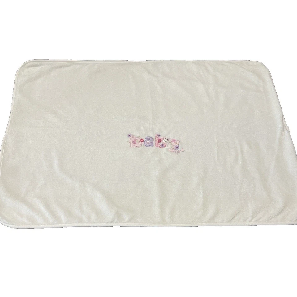 Manta De Colección Recién Nacida Blanca Conejito Bebé Niña Rosa Púrpura Bordado Flor Vellón Foto 3 de 4