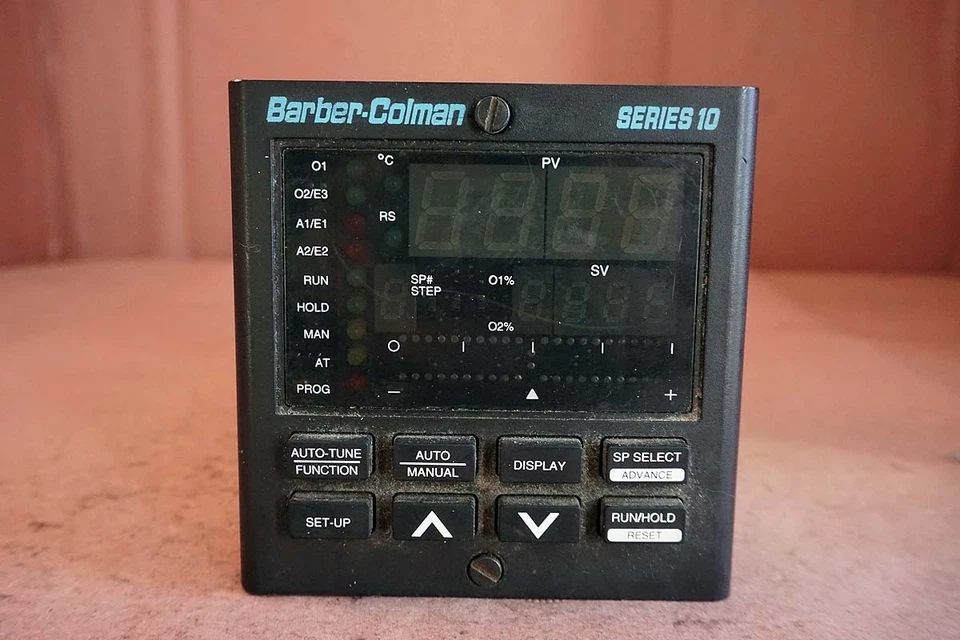 Barber-Colman, Series 10, 10QT-0JF00-000-1-00, Temperature Controller - Image 2 of 4