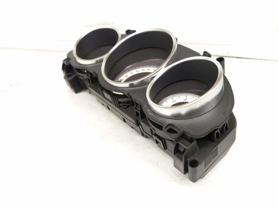 Cuadro de instrumentos velocímetro Mercedes-Benz E350 2014 70 k millas 212-900-09 Foto 3 de 4