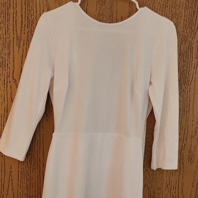 VENUS Women s S White Solid Round Neck 3/4 Sleeve Fringe Knee Dress