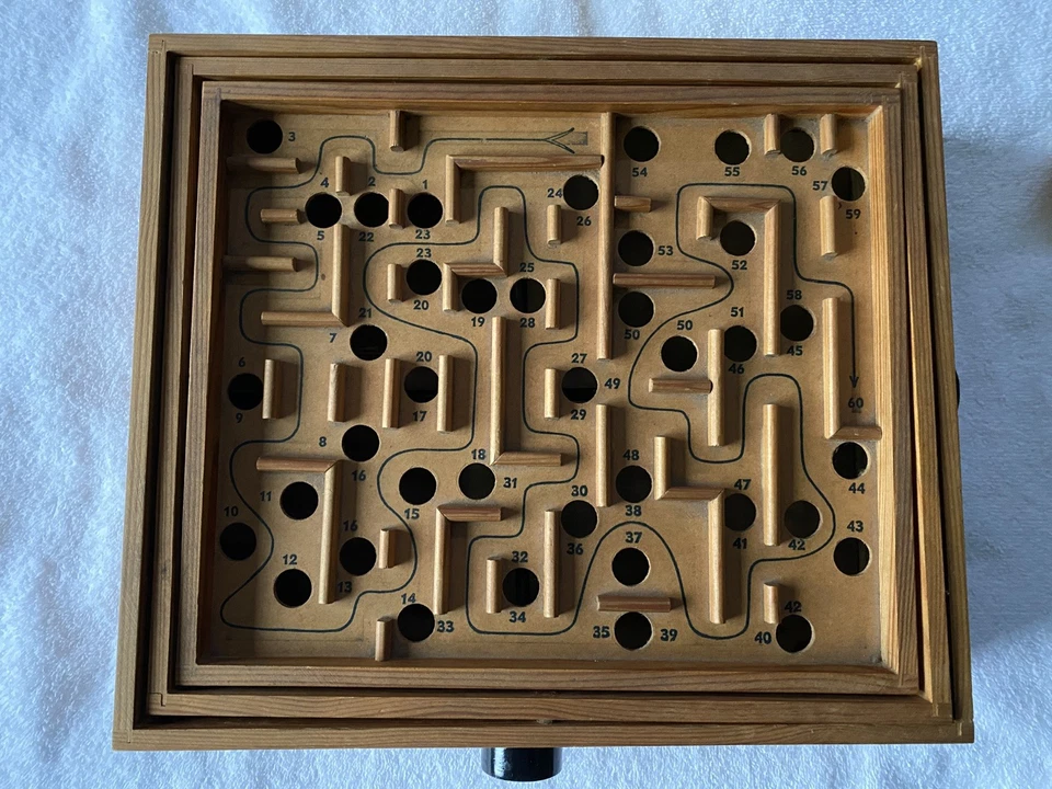 Vintage 1950 BRiO Labyrinth Wooden Game Original Box Sweden 18376 LABYRINTSPEL - Image 2 of 4