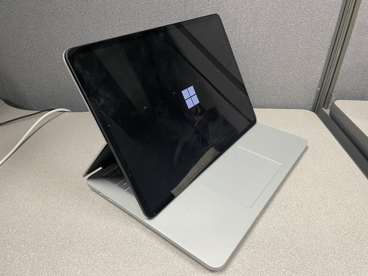 Microsoft Tablet Refurbished Microsoft Surface Go 2 10.5