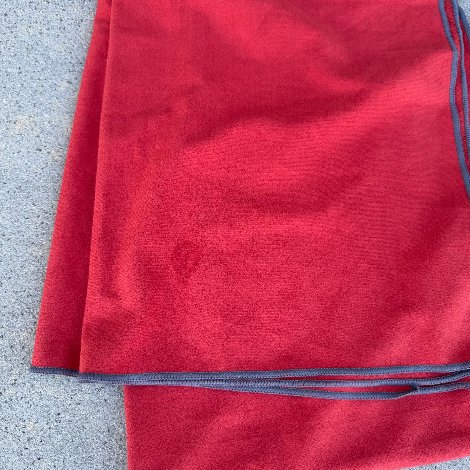 Manduka eQua Mat Towel Yoga Mat Towel Microfiber Non Slip Red