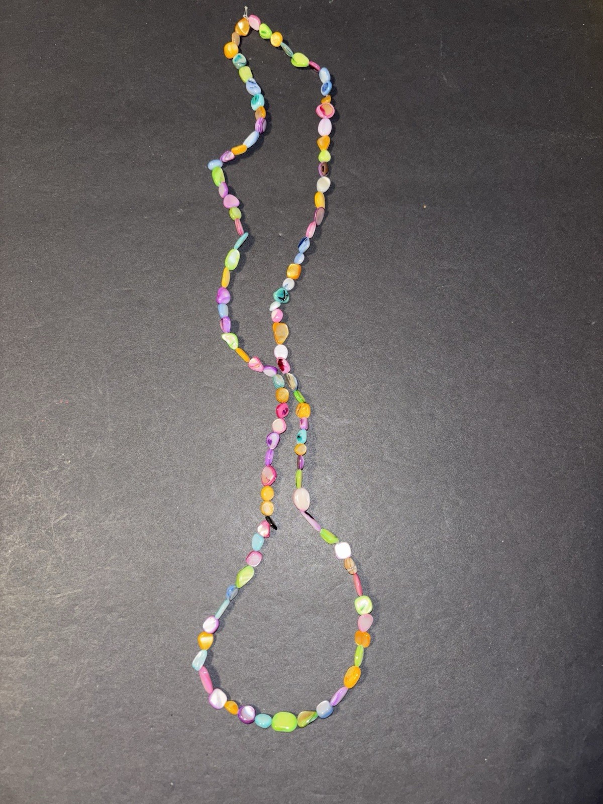 Beautiful multi-colored shell beaded necklace. - image 4