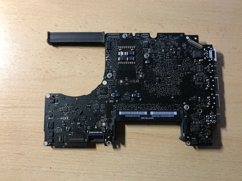 Macbook A1342 2009-2010 Core 2 Duo (P7550) 2,26 GHz Logic Mainboard mit Kühlk...