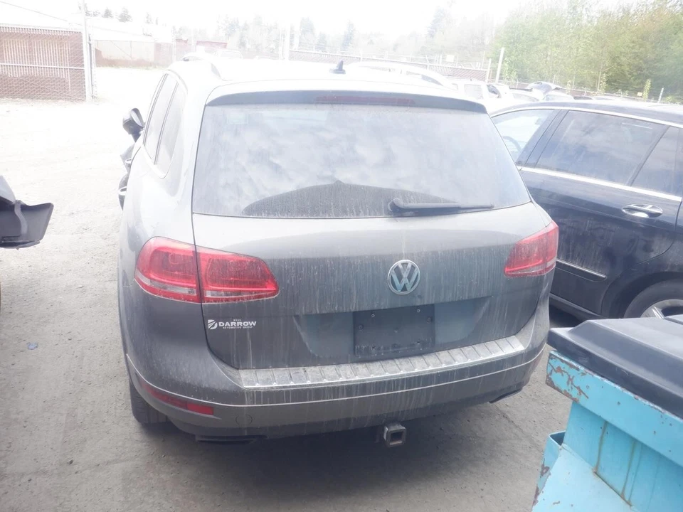 Medidor de flujo de aire de inyección de combustible usado se adapta a: Volkswagen Touareg 2014 3,6 grado A Foto 3 de 4