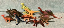 Prehistoric Mixed Dinosaurs lot of 11 Triceratops brontosaurus stegosaurus Etc