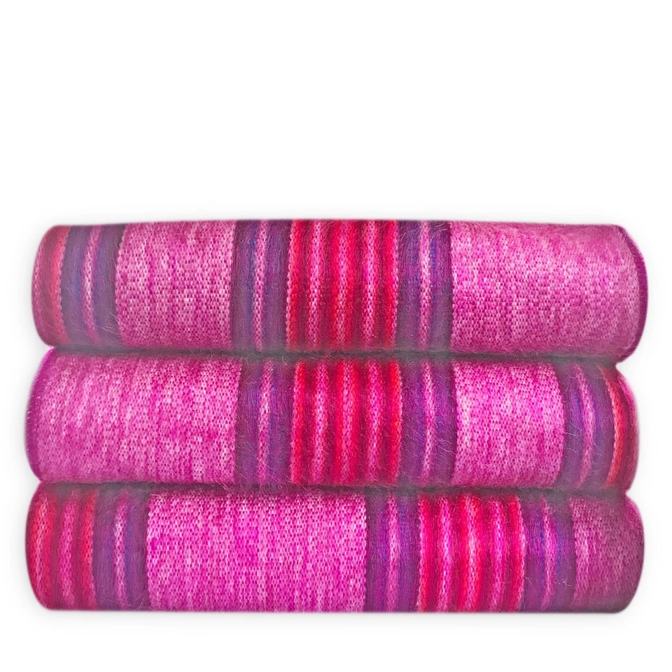 МЯГКИЙ И ТЕПЛЫЙ ФИОЛЕТОВЫЙ ФУКСИЯ В ПОЛОСКУ АЛЬПАКА ЛАМЫ ШЕРСТИ ОДЕЯЛО КЛЕТКУ КОРОЛЕВА - Изображение 2 из 4