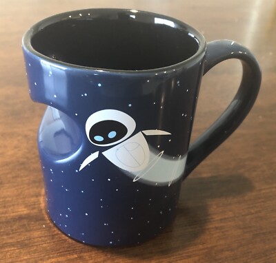 VG Disney / Pixar Wall-E Movie Eve Half Heart 12 Oz Mug 4''