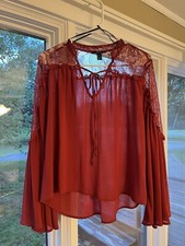 Forever21 Women's Burgundy Bell Sleeve Lace Detail Long Sleeve Top Small