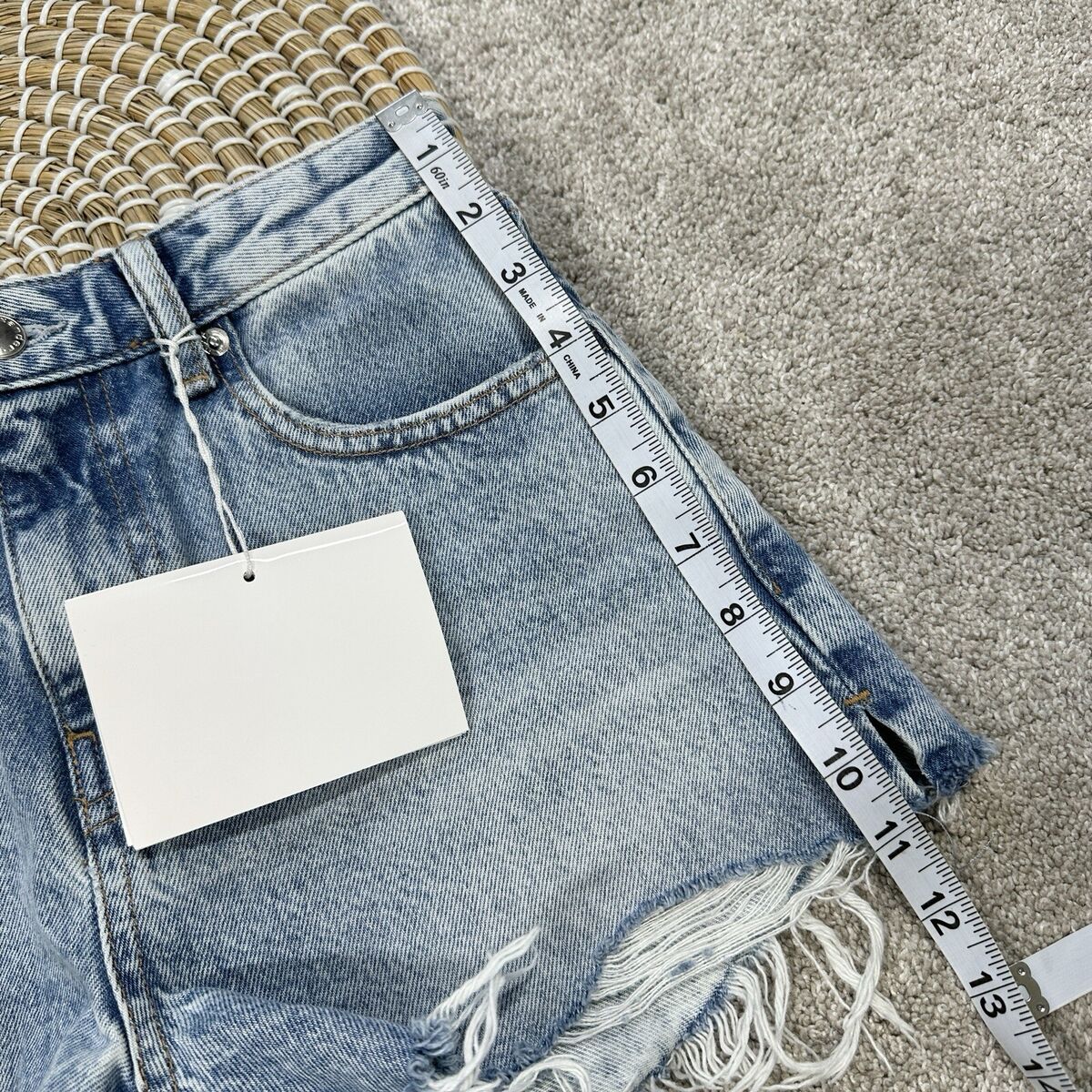 NWT Alexander Wang Bite Zip High Rise Jean Shorts Cut Off in NWT Alexander Wang Bite Zip High Rise Jean Shorts Cut Off in