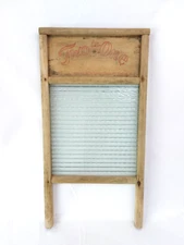 Vintage Carolina Washboard Company No. 80 Two in One Glass Washboard