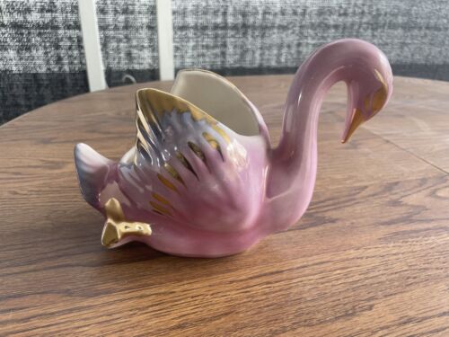 Vintage-Bigger Royal Copley Pink & Purple Swan Ceramic Planter Lots Of Gold Trim - Picture 1 of 8