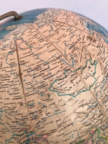 Vintage Rand McNally World Globe- The International Globe Series - Picture 6 of 9