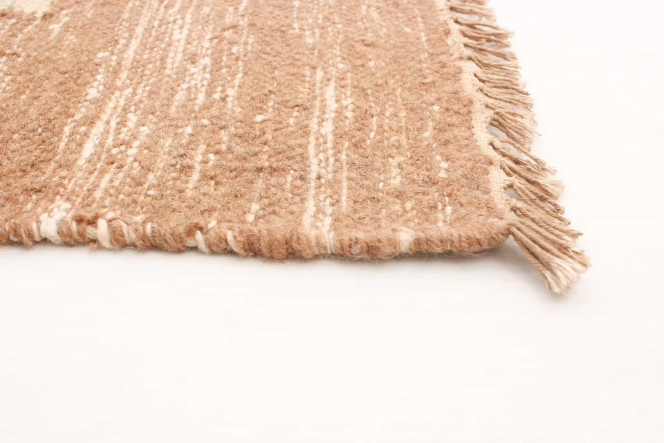 Vintage Hand Woven Traditional Kilim Rug 5'4" x 7'5" Oriental Wool Carpet - Image 4 of 4